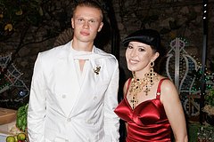 d8ee09ee9ff170afafe2639ef5552407.jpg