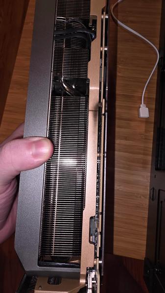 ocherednaja-geforce-rtx-5090-umerla-s-hlopkom-i-dymom-no-na-sej-raz-vinovat-ne-razjom-pitanija-ea7d80c.jpg
