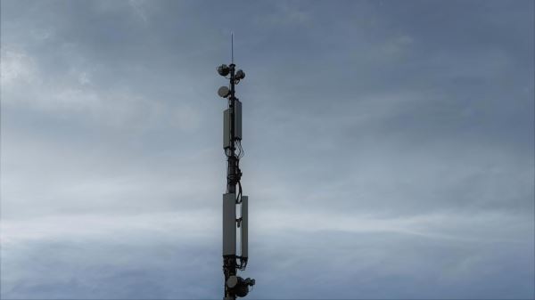 t2-moshhno-uskoril-mobilnyj-internet-v-krupnejshih-gorodah-rossii-skorost-vyrosla-na-20-33-40b5bab.jpg