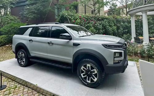 land-cruiser-podvinsja-v-rossiju-edet-bolshoj-ramnyj-polnoprivodnyj-vnedorozhnik-oficialnye-prodazhi-jac-js9-startujut-do-konca-oseni-2026-goda-527fa53.jpg